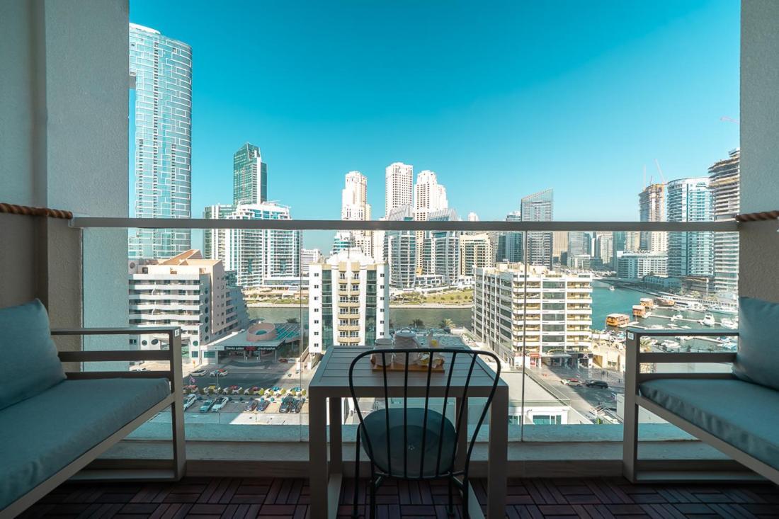 Higuests - Designer Studio In Dubai Marina With Amazing Views Luaran gambar